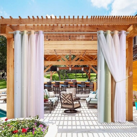 Tunn utomhusgardin för altan och pergola