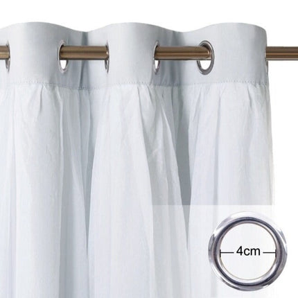 Vattentät gardin för uteplats med öglor.