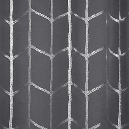 Mörkläggningsgardin med geometriskt silvermönster