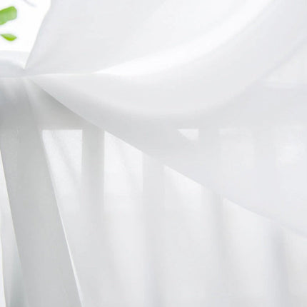 Enkel vit tunn gardin för vardagsrum